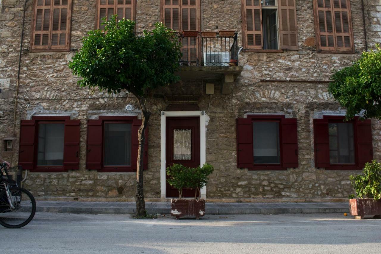 Traditional House Of 1898 In The Heart Of Old Town Of Nauplion Exterior foto